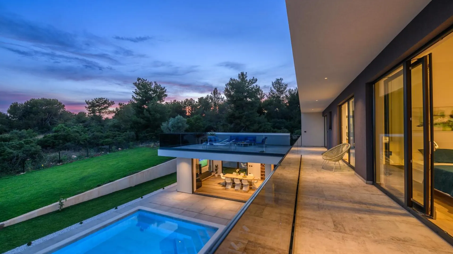 Luxury Villa Luni With Big Private Pool And Hot Tub In Medulin Pula Croatia