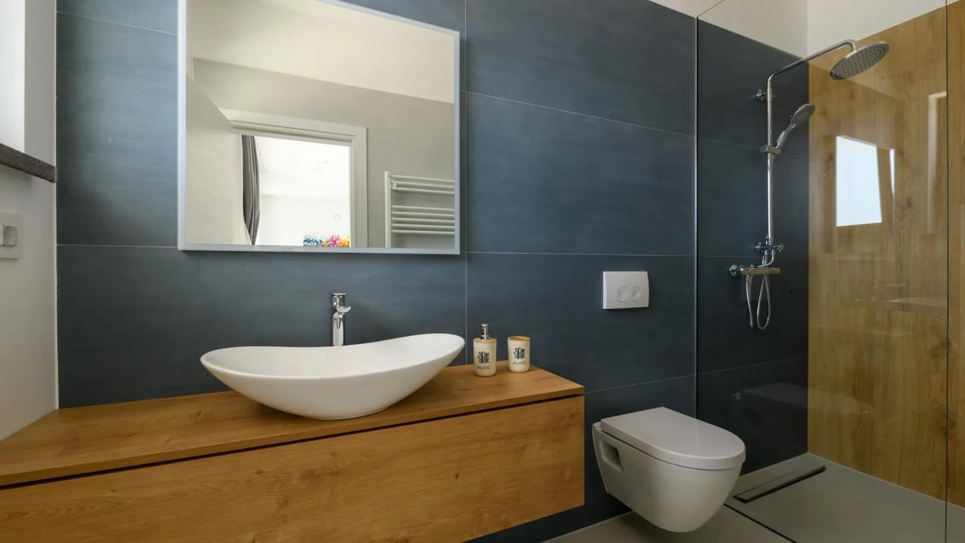 Luxury Villa Luni With Big Private Pool And Hot Tub In Medulin Pula