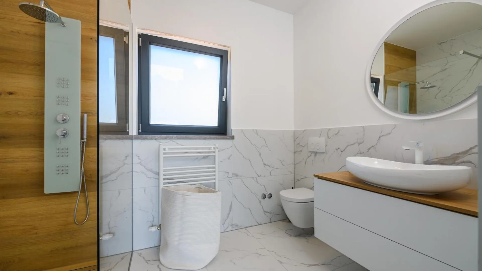 Luxury Villa Luni With Big Private Pool And Hot Tub In Medulin Pula 0*,