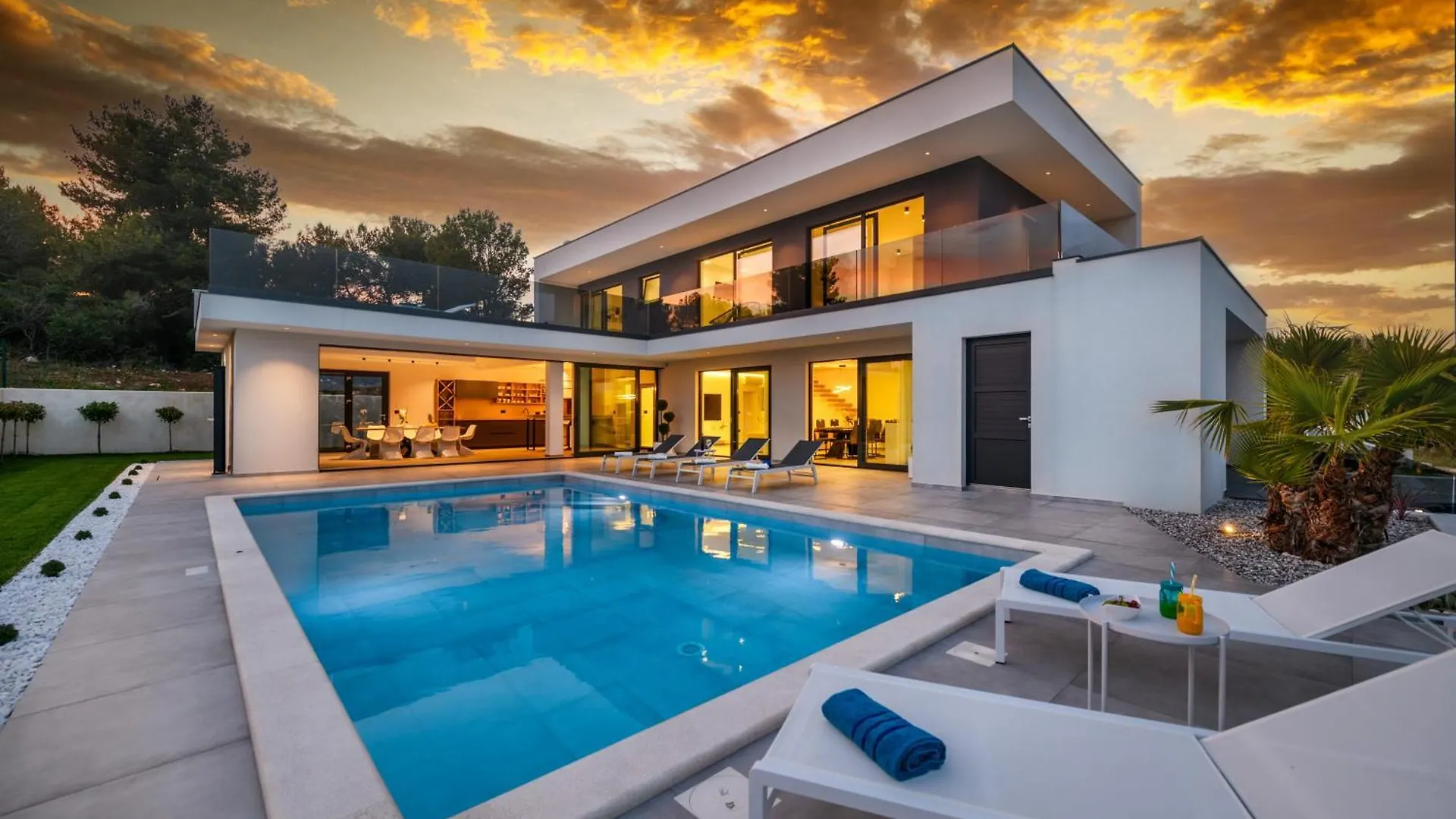 Luxury Villa Luni With Big Private Pool And Hot Tub In Medulin location